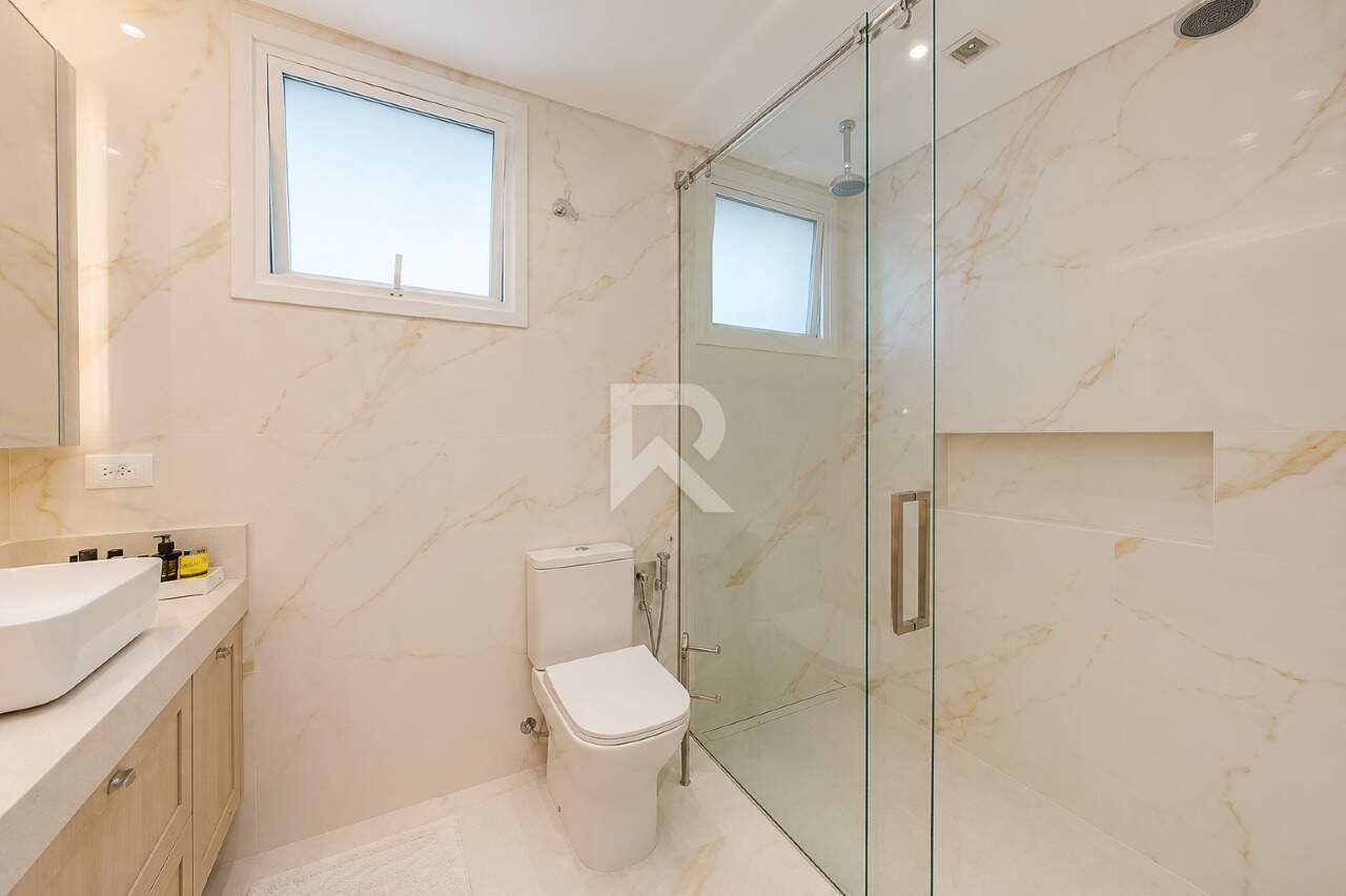Casa de Luxo Mobiliada em Condomínio com Piscina, 4 Suítes e 7 Vagas para Locação, 635 m² - Campo Comprido - Curitiba/PR miniatura 25