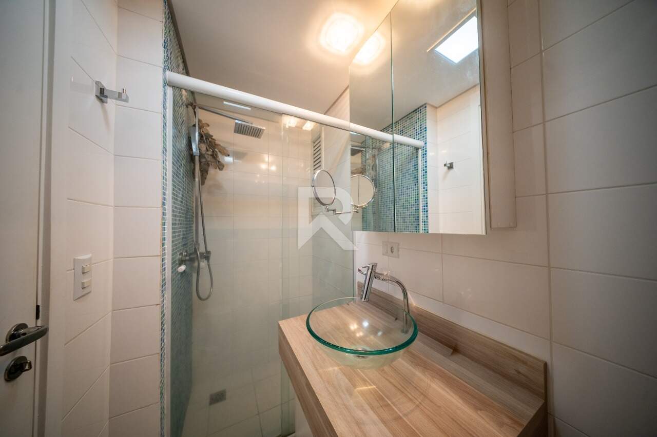Apartamento Semi mobiliado Face Norte, 2 Quartos e 1 Vaga para Locação, 64 m² - Campo Comprido - Curitiba/PR miniatura 20