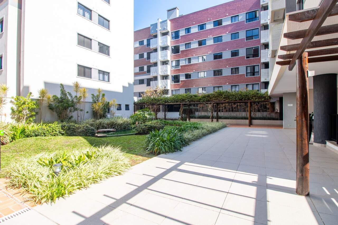 Apartamento Semi Mobiliado em Cond. Clube com 3 quartos e 2 vagas para locação - 71 m2 - Santo Inácio, Curitiba-PR miniatura 21