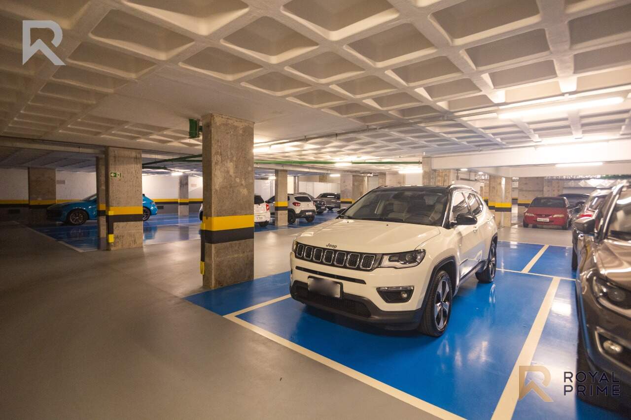 Cobertura Mobiliada em Cond Clube com 3 suítes para venda - 247m2 - Água Verde, Curitiba-PR miniatura 40