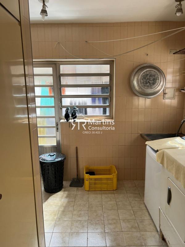 Sobrado à venda no Jardim Bela Vista: Área de Serviço