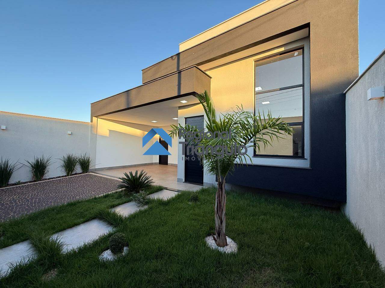 Casa à venda, 3 quartos, 3 suítes, 4 vagas, Residencial Beira Rio I - Itumbiara/GO