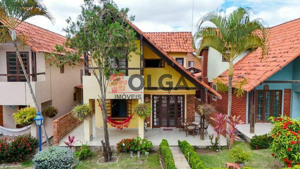 Casa à venda no bairro Santana: 