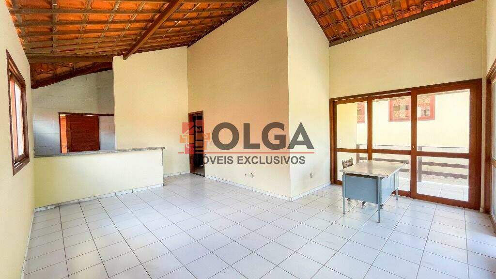 Casa à venda no bairro Santana: 