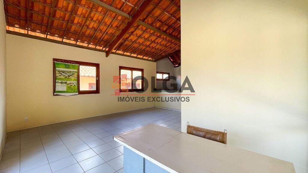 Casa à venda no bairro Santana: 