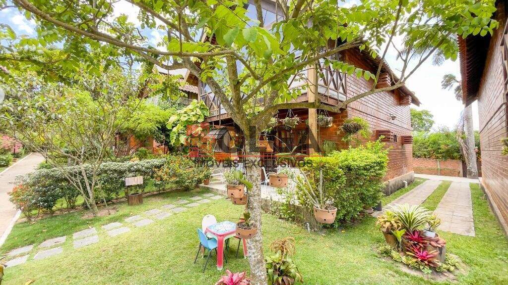 Casa à venda no bairro Santana: 