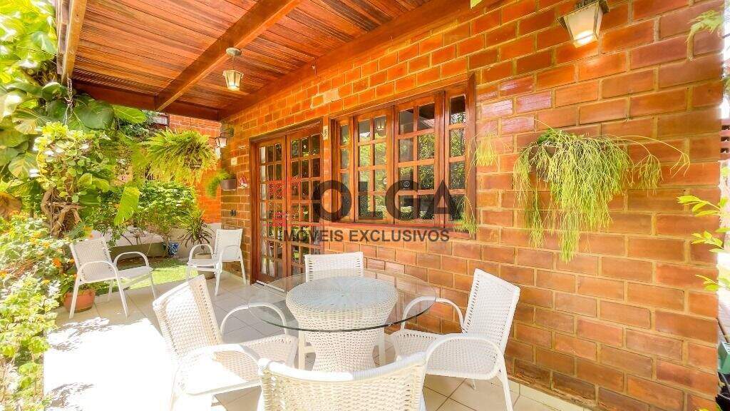 Casa à venda no bairro Santana: 
