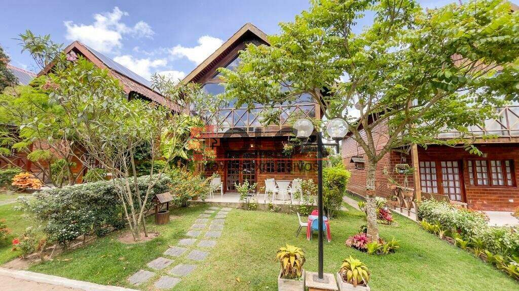 Casa à venda no bairro Santana: 
