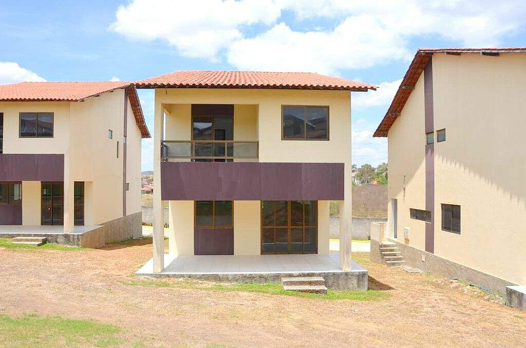 Casa à venda no bairro Porta Florada: 