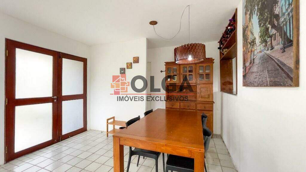 Casa à venda no bairro Santana: 