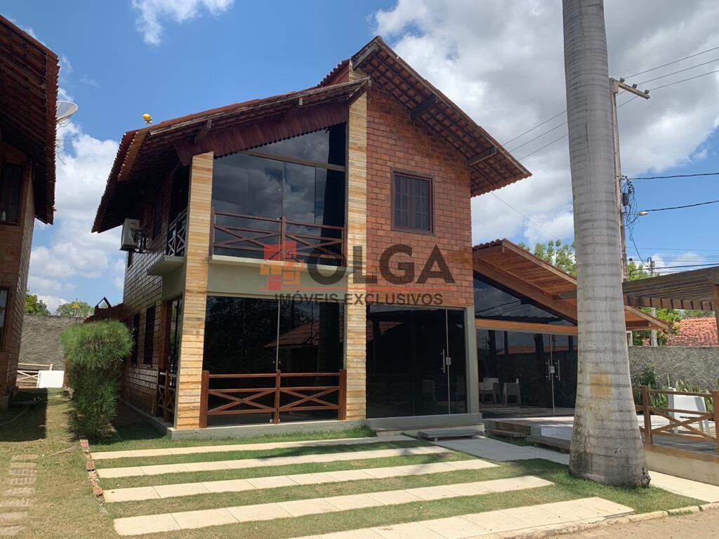 Casa à venda no bairro Santana: 