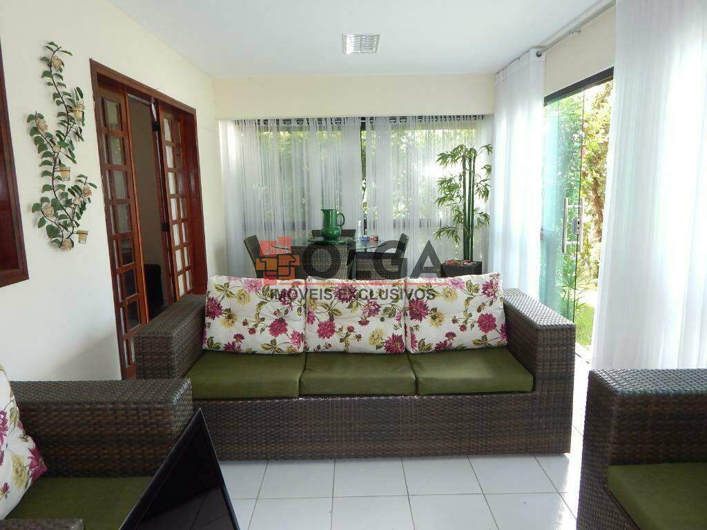 Casa à venda no bairro Santana: 