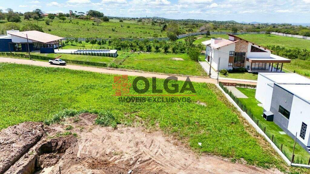 Terreno à venda no bairro Santana: 