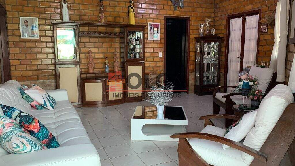 Casa à venda no bairro Santana: 