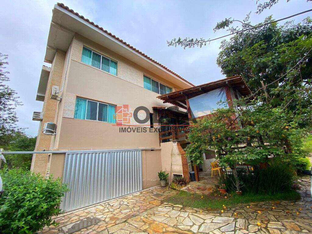 Casa à venda no bairro Novo Gravatá: 