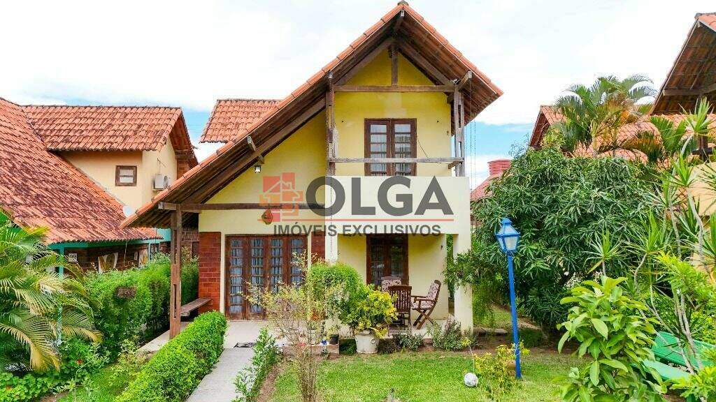 Casa à venda no bairro Santana: 