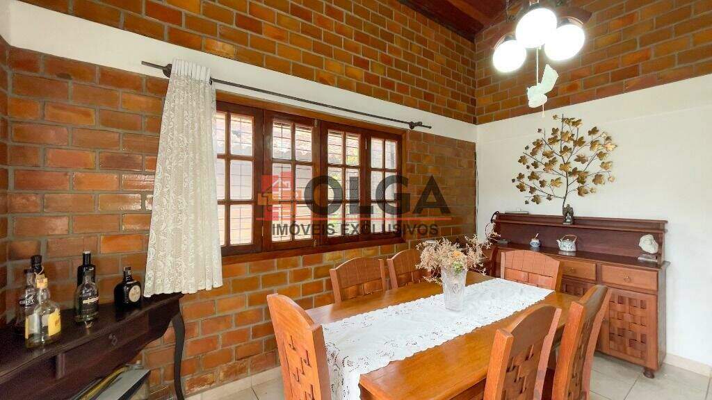 Casa à venda no bairro Novo Gravatá: 