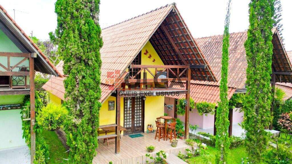 Casa à venda no bairro Santana: 
