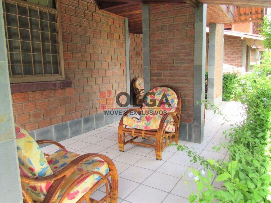Casa à venda no bairro Santana: 