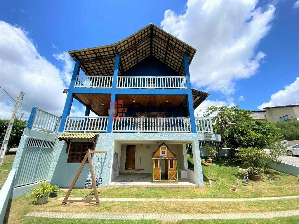 Casa à venda no bairro Centro: 