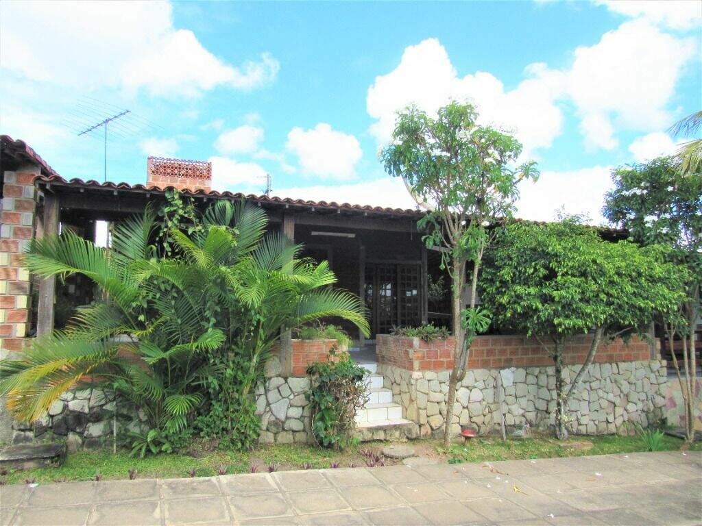 Casa à venda no bairro Santana: 