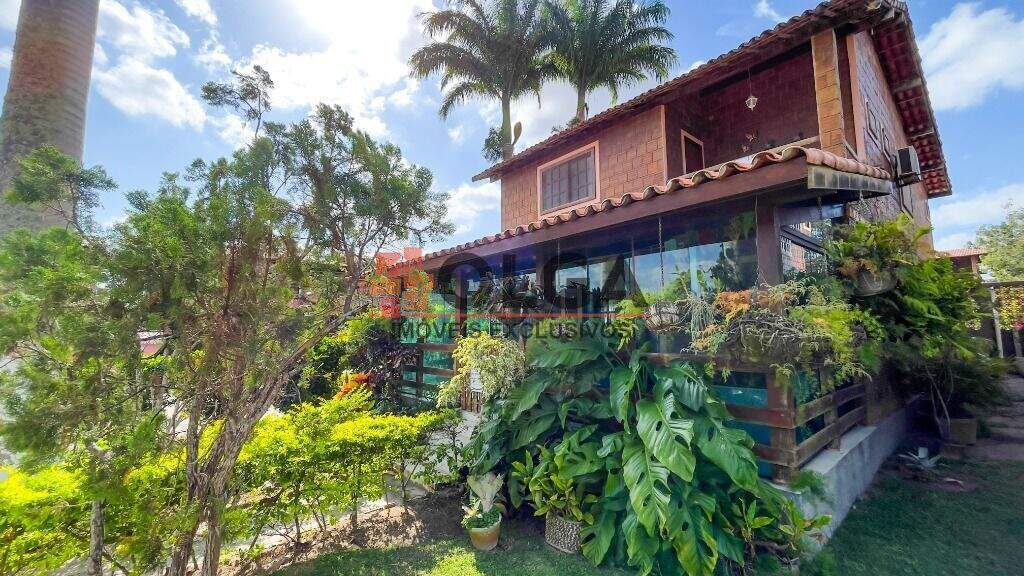 Casa à venda no bairro Santana: 