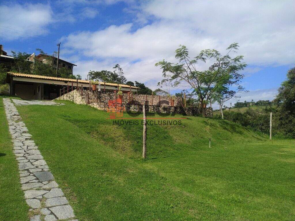 Casa à venda no bairro Zona Rural: 