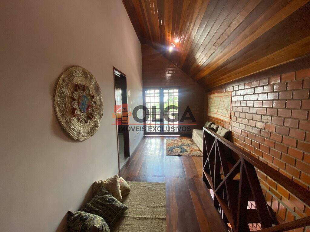 Casa à venda no bairro Santana: 