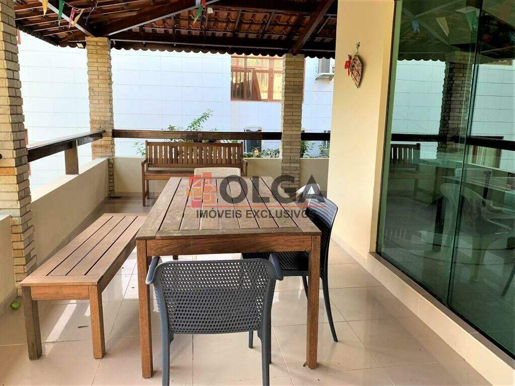 Casa à venda no bairro Novo Gravatá: 