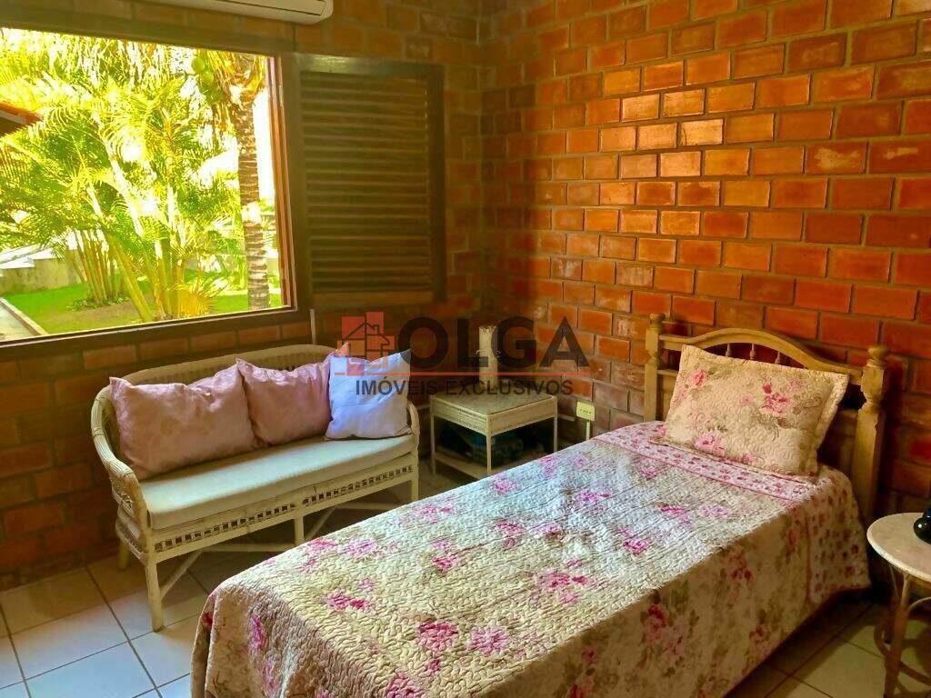 Casa à venda no bairro Porta Florada: 