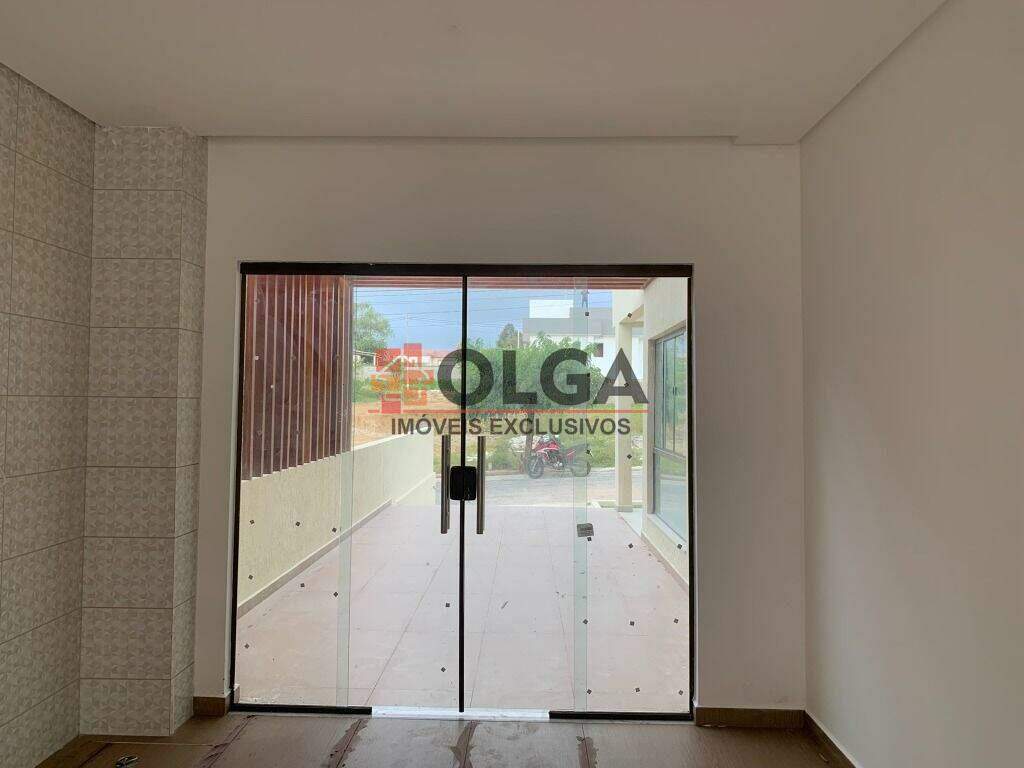 Casa à venda no bairro Novo Gravatá: 