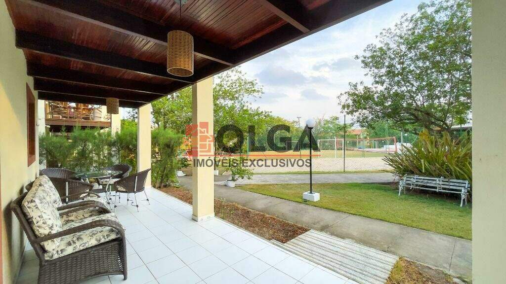 Casa à venda no bairro Santana: 