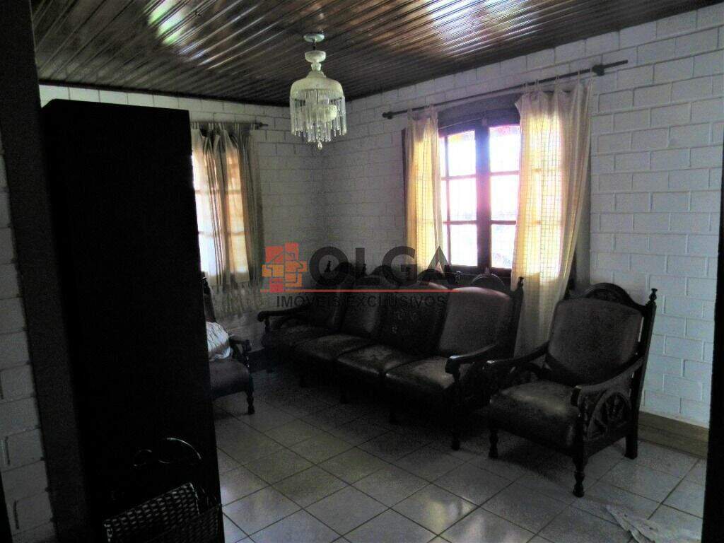 Casa à venda no bairro Santana: 