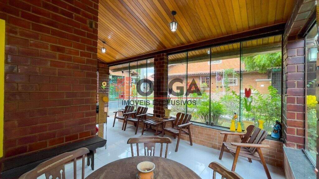 Casa à venda no bairro Santana: 