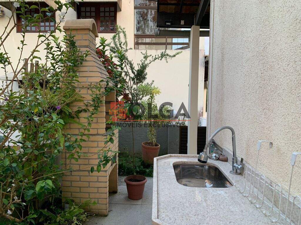 Casa à venda no bairro Ebenezer: 