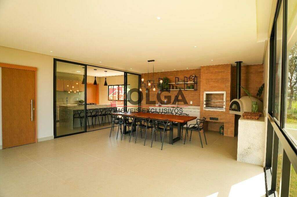 Casa à venda no bairro Santana: 