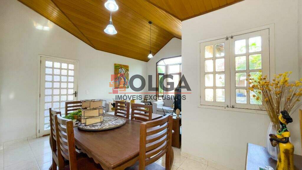 Casa à venda no bairro Porta Florada: 