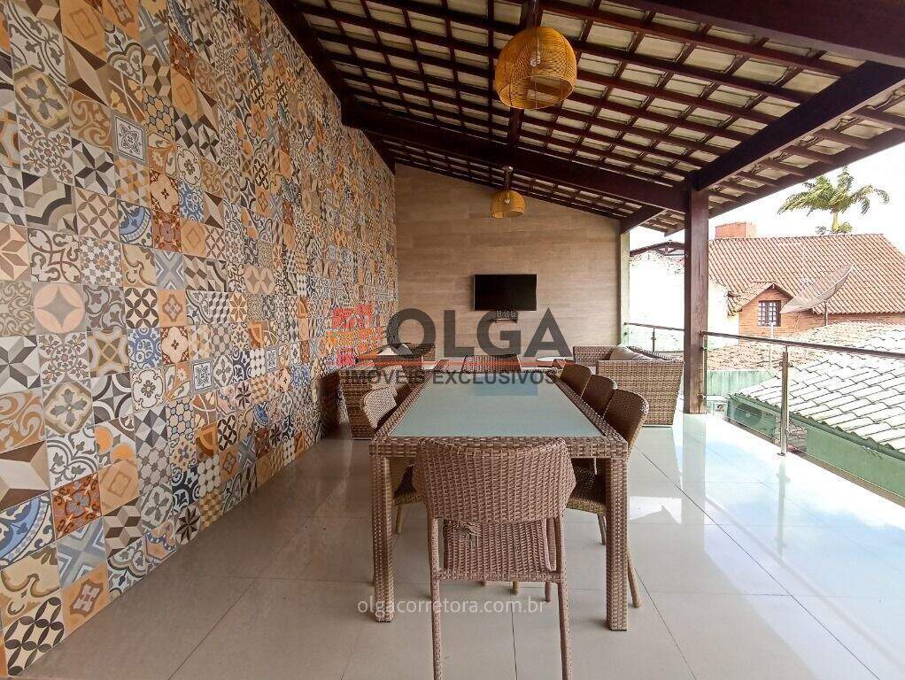 Casa à venda no bairro Novo Gravatá: 