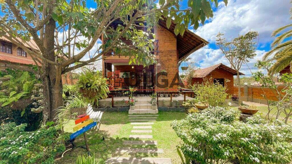 Casa à venda no bairro Santana: 