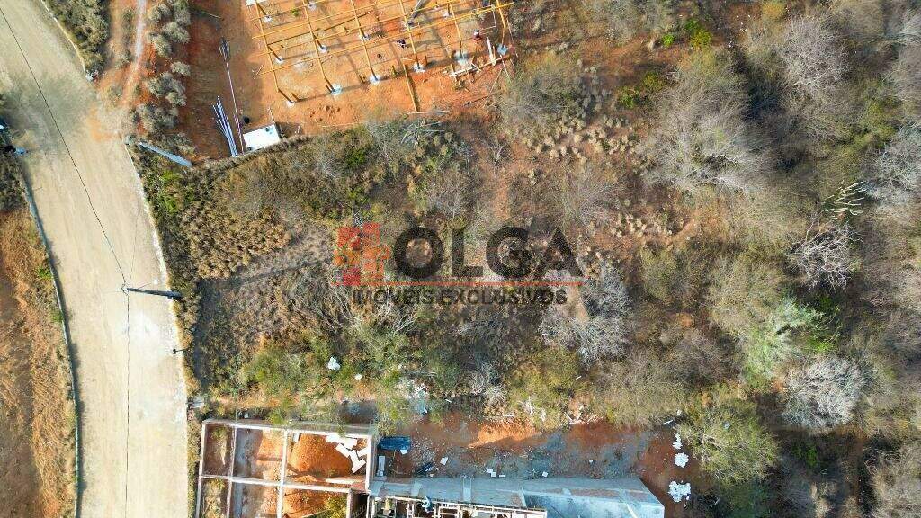 Terreno à venda no bairro Campos Do Jordão: 