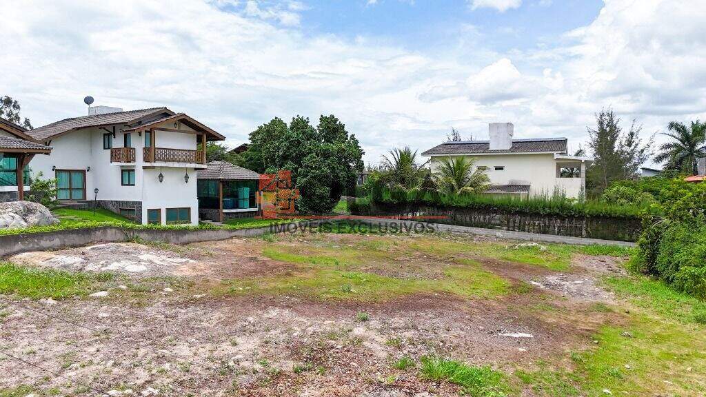Terreno à venda no bairro Insurreição: 