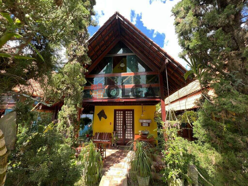Casa à venda no bairro Santana: 