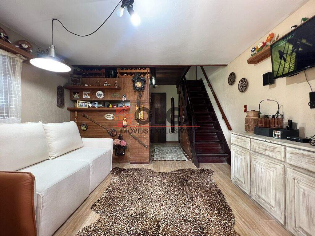 Casa à venda no bairro Santana: 