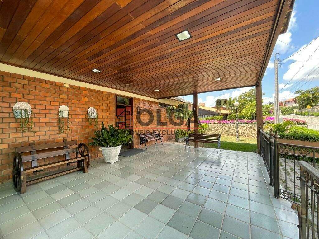 Casa à venda no bairro Campos Do Jordão: 