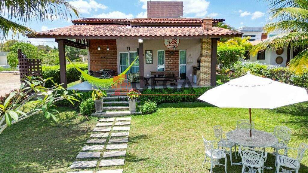 Casa à venda no bairro Insurreição: 