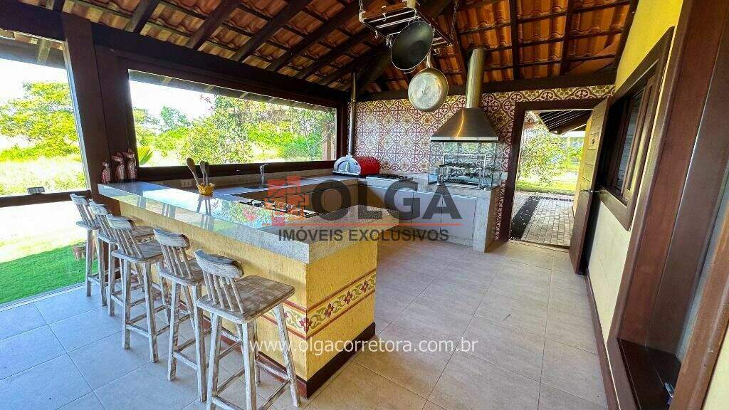 Casa à venda no bairro Zona Rural: 