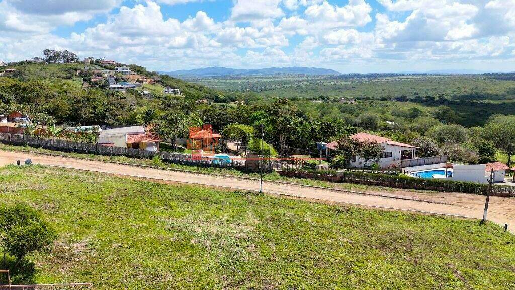 Terreno à venda no bairro Santana: 