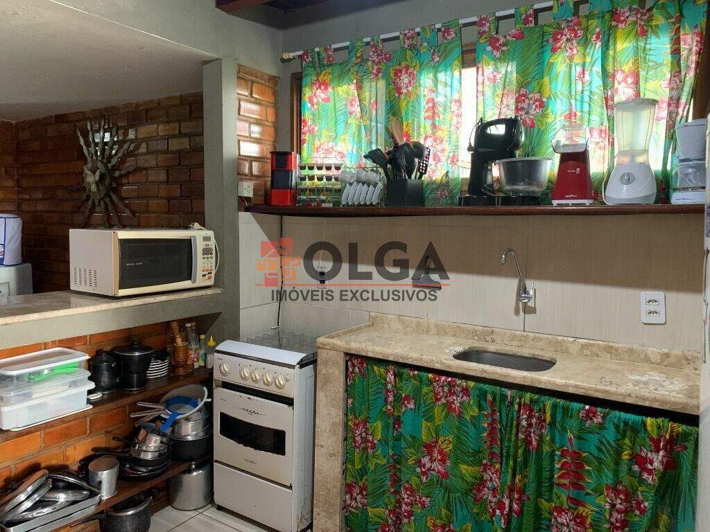 Casa à venda no bairro Santana: 