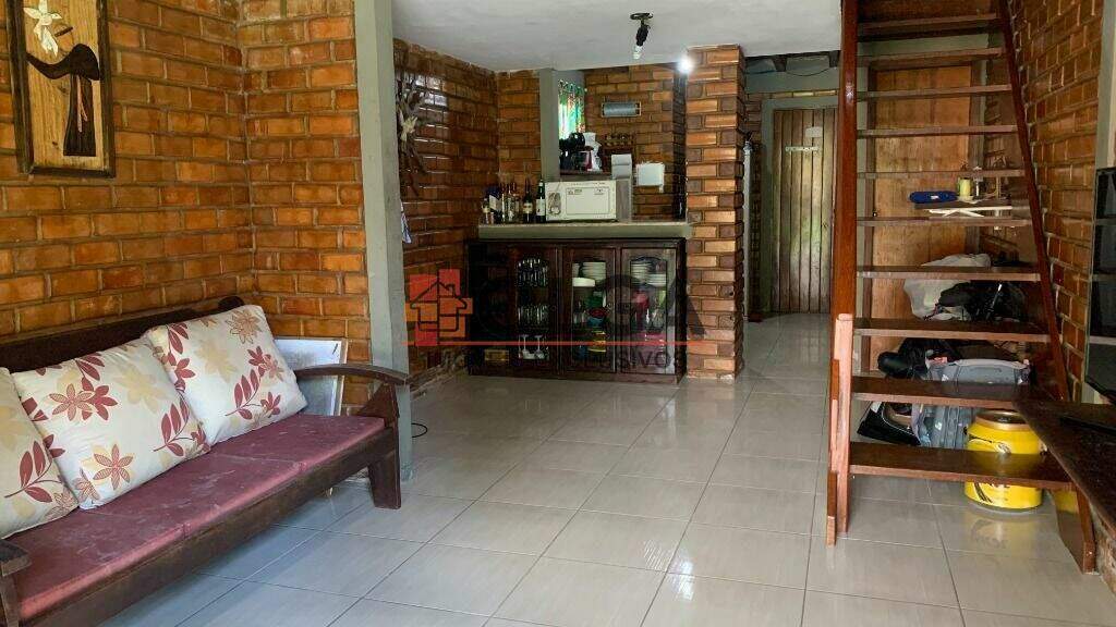 Casa à venda no bairro Santana: 