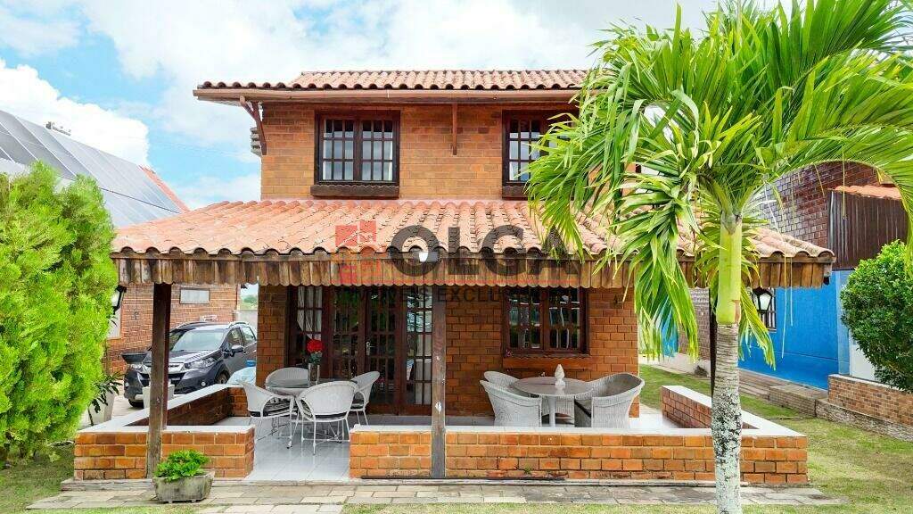Casa à venda no bairro Santana: 